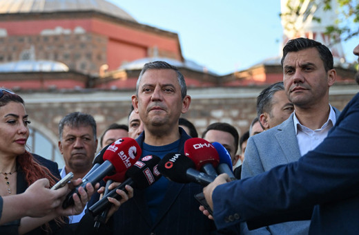 CHP lideri Özgür Özel Cumhurbaşkanı Erdoğan'ı aradı! Görüşme 5 dakika sürdü