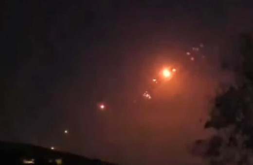 Hizbullah Hareketi, İsrail'in askeri üssüne füze yağdırdı