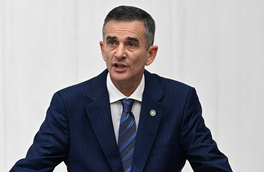 Ümit Dikbayır: İYİ Parti'de asıl siyasi işler başkanı Meral Akşener’in eşidir