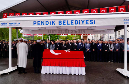 Şehit Komiser Gökhan Özer, son yolculuğuna uğurlandı