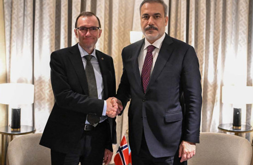 Hakan Fidan Norveçli mevkidaşı ile bir araya geldi