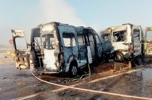 Muğla'da korkunç kaza! 2 minibüs cayır cayır yandı: 4'ü ağır 14 yaralı!