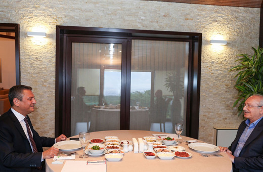 CHP Genel Başkanı Özgür Özel, Kemal Kılıçdaroğlu ile bir araya geldi