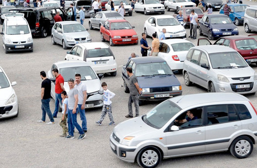 Yüksek mevduat faizini duyan aracını satılığa çıkardı ikinci el ilanları patladı