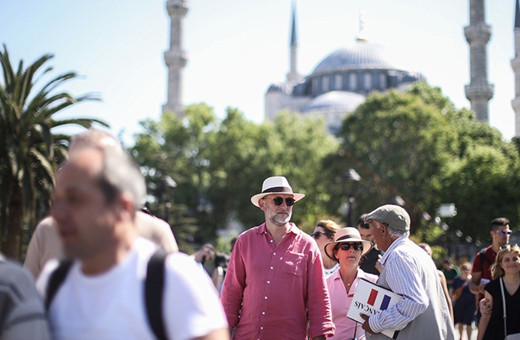 Türkiye yılın ilk 4 ayında 12 milyon 678 bin 959 ziyaretçiyi ağırladı