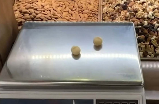 Sadece 2 adet fındığın fiyatı şoke etti