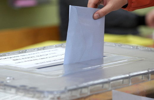 Seçmen 3 ilçe ve 4 beldede sandığa gidiyor