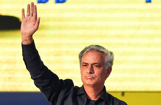 Mourinho için flaş itiraf: Manchester United'la ilgili mesaj gönderdi