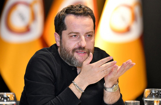 Galatasaray Başkan Vekili Erden Timur görevinden istifa etti