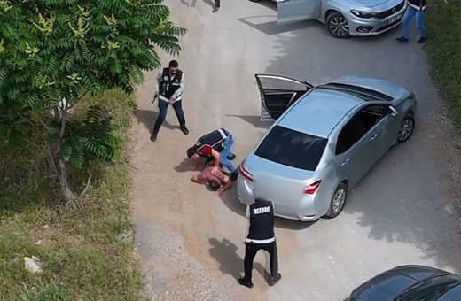 6 ülke ve 5 ilde FETÖ operasyonu: 9 gözaltı