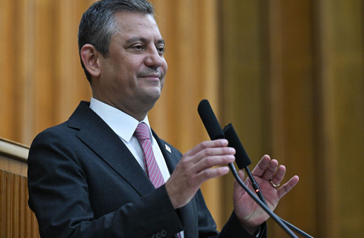 CHP Genel Başkanı Özgür Özel'den İYİ Parti  lideri  Müsavat Dervişoğlu'na telefon!