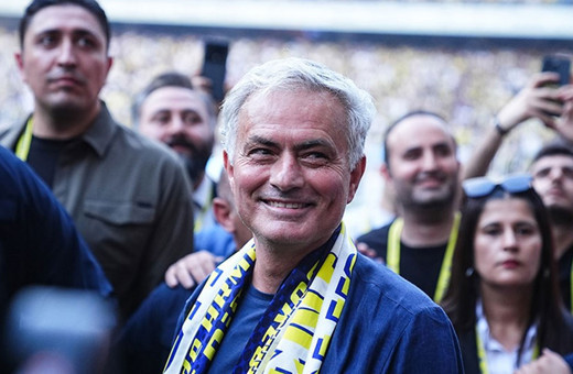 Mourinho'dan flaş transfer mesajı! Galatasaray'ın transferini duyurdu