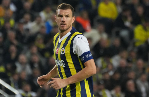 Edin Dzeko kararını verdi! Mourinho'yla görüşmüştü
