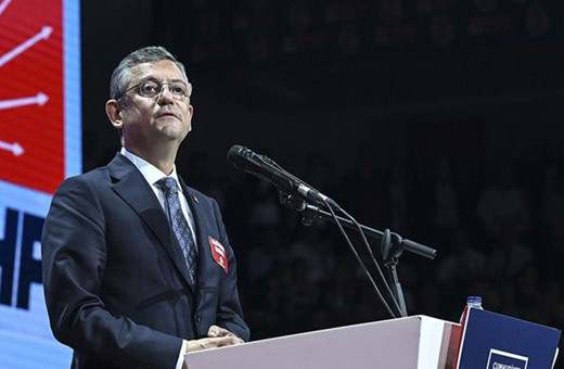 CHP Genel Başkanı Özgür Özel, Fenerbahçe Beko'yu kutladı