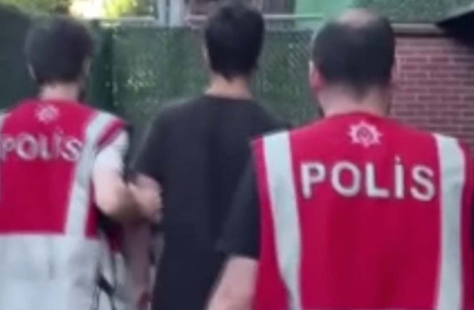 Cuma namazında vatandaşlara küfür etmişti! Tutuklandı!