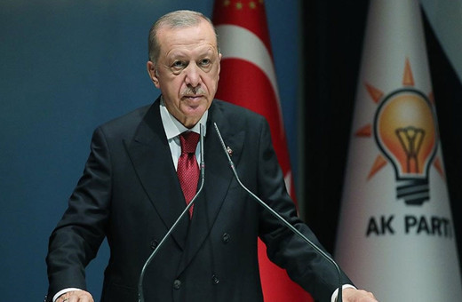 AK Parti'de kritik MYK! 2'si büyükşehir 5 il başkanı değişiyor