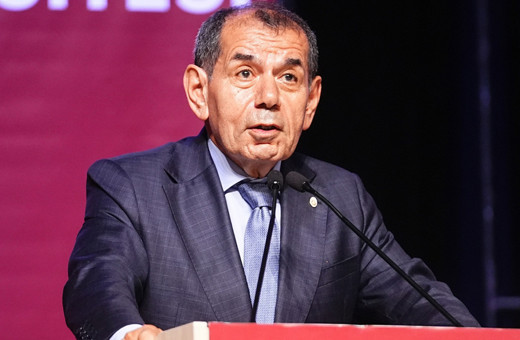 Galatasaray Başkanı Dursun Özbek, İstanbul Topkapı Üniversitesi mezuniyet törenine katıldı