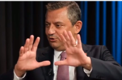 Ekoseli ceketi gündem olmuştu! CHP lideri Özgür Özel'den 'kazanan ceket' açıklaması