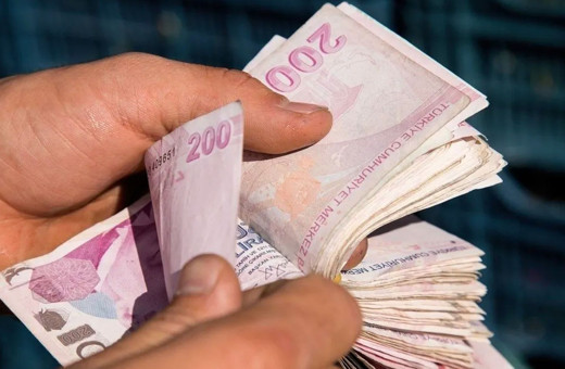 En düşük emekli maaşı için AK Parti kurmayları harekete geçti kulislerde konuşulan rakam