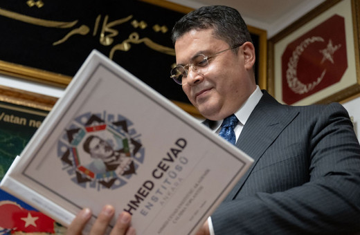 Türk dünyasının sembol isimlerinden 'Ahmed Cevad' adıyla kurulan enstitü çalışmalarına başladı