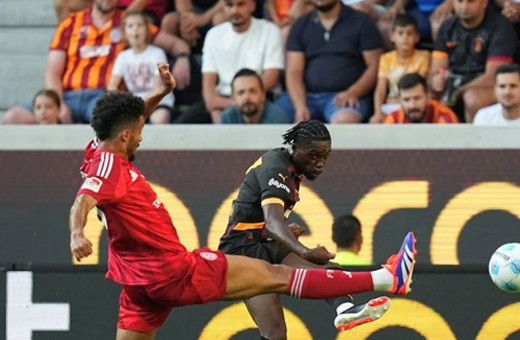 Galatasaray hazırlık maçında Fortuna Düsseldorf'a 5-2 mağlup oldu
