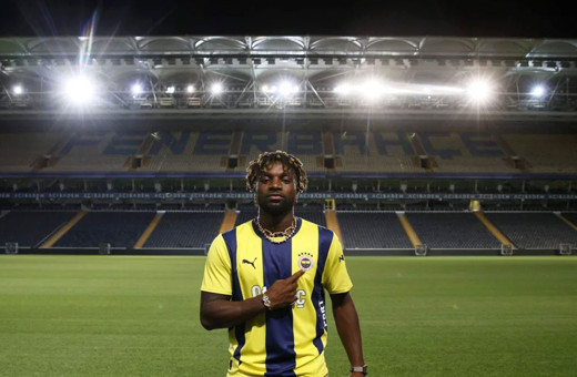 Fenerbahçe, Saint Maximin'i açıkladı