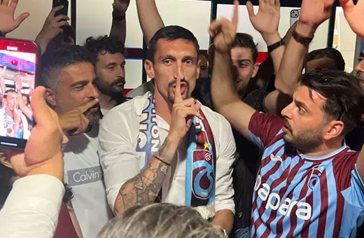 Trabzon'a inen Stefan Savic: Heyecanım daha da arttı