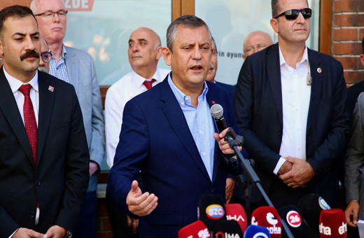 Belediyelerin borçları! CHP lideri Özgür Özel: Teker teker herkese icra kağıdı geliyor