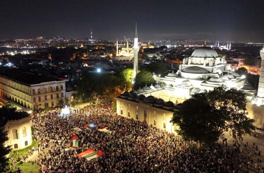 İstanbul'da  'Haniye' suikastına yürüyüşlü protesto!