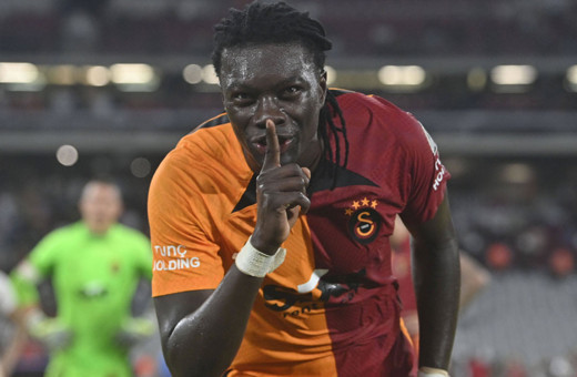 Bafetimbi Gomis'den Galatasaray'a mesaj var