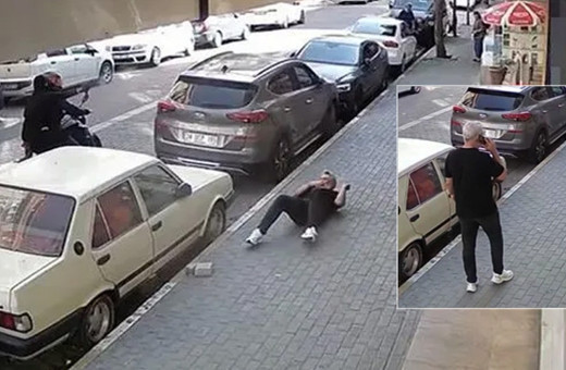 Kaldırımda telefonla konuşan adam dehşeti yaşadı! Avcılar'da silahlı saldırı anı kamerada