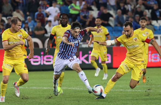 Trabzonspor 1 puanı son anlarda kurtardı