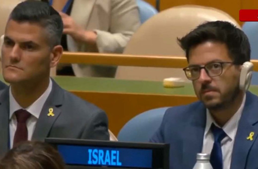 BM Genel Kurulu'nda Cumhurbaşkanı Erdoğan'ın konuşması sırasında İsrail heyeti şekilden şekile girdi