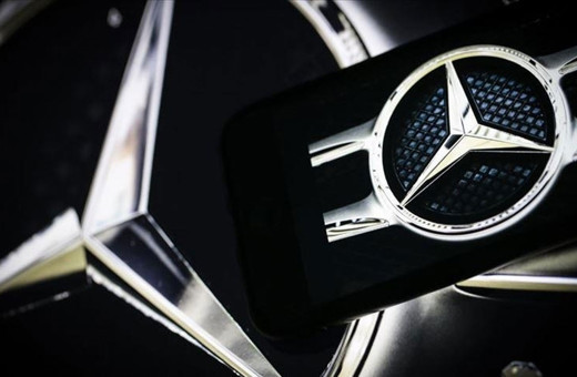 Mercedes-Benz, saatte 95 kilometre hıza kadar otomatik sürüş sunacak