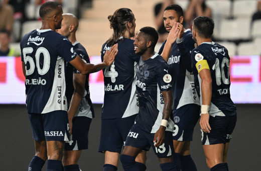 Fenerbahçe, Antalyaspor deplasmanından 3 puanla döndü