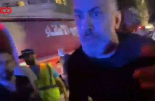 Beyrut'ta tv100 muhabirlerine sivillerden saldırı