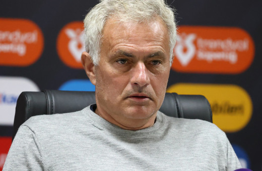 Mourinho'dan maç sonu hakem isyanı: Bakalım bizim sahamızda...