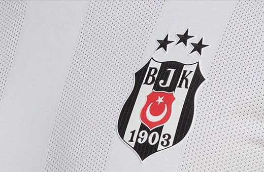 Beşiktaş Kulübü duyurdu: Profesyonel sözleşme imzalandı