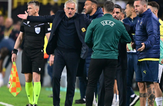 Jose Mourinho'dan kırmızı kart isyanı