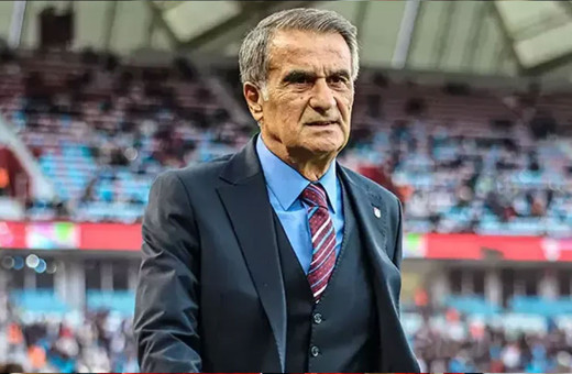 Şenol Güneş'ten oyunculara mesaj: Pes etmeden devam etmek lazım