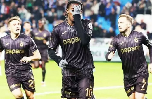 Trabzonspor, deplasmanda Alanyaspor'a 2-1 mağlup oldu