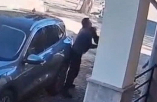 Okul müdürünün darp edilmesi güvenlik kamerasında