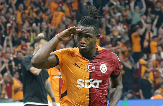 Galatasaray'da forvette bir tek Michy Batshuayi kaldı
