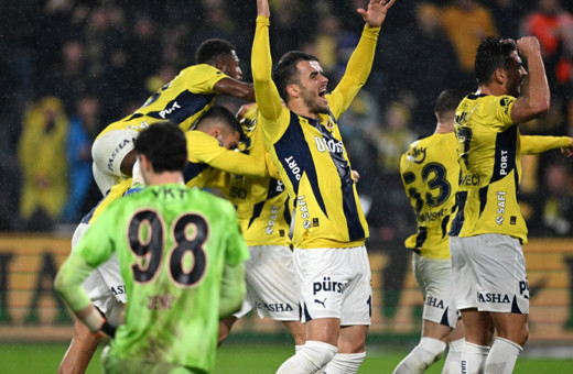 Fenerbahçe, Başakşehir engelini 3 golle aştı