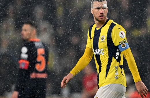 Maçta kaşı açılan Dzeko'dan açıklama: Daha önce de yaşadım