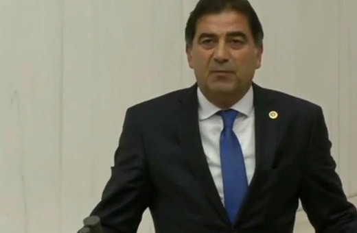 Keçi avcısı İYİ Partili Ünal Kahraman'dan şoke eden önerge!  "Tiftik keçisi sayısı neden azalıyor"