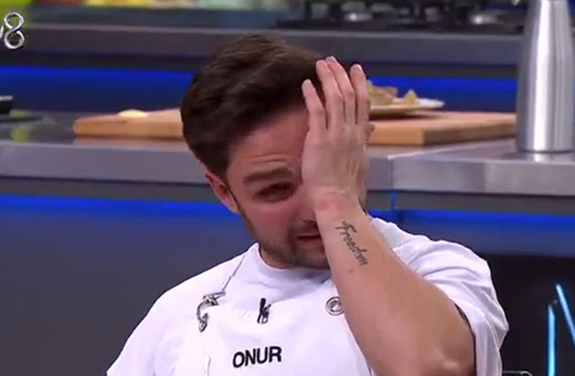 MasterChef'te 5. ceketin sahibi belli oldu Onur'un gözyaşları damga vurdu