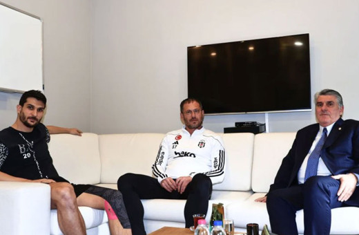 Serdal Adalı, Rizespor maçı öncesi takıma başarılar diledi