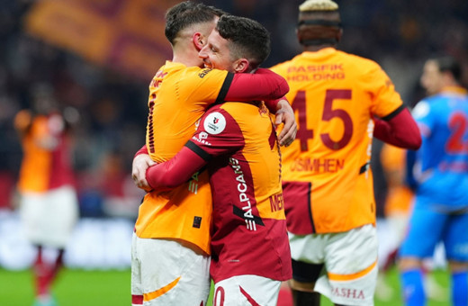 Galatasaray sahasında Göztepe'yi 2-1 mağlup etti