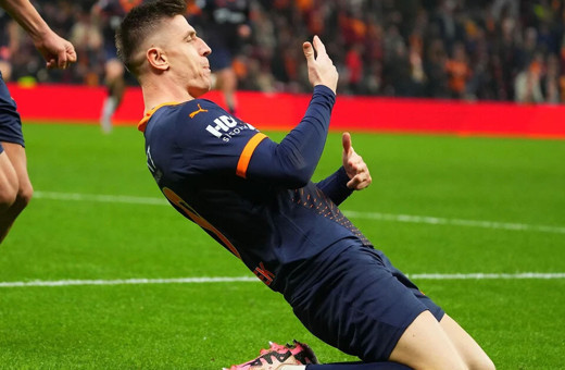 Krzysztof Piatek: Galatasaray'ı yenmek için her şeyi yapacağız